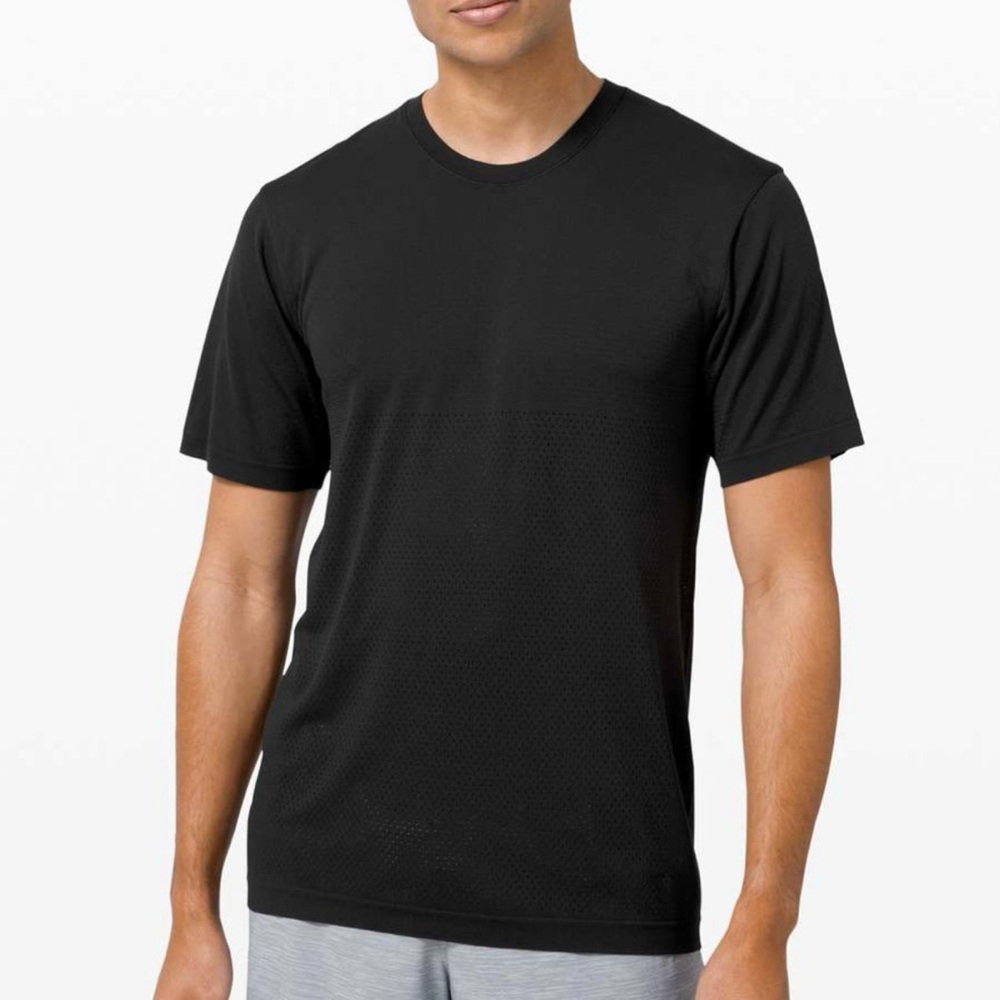 Lululemon Men’s Metal Vent Breathe Short Sleeve